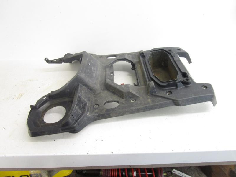 20 Honda TRX 520 FM Foreman Front Center Cover Panel 61305-HR4
